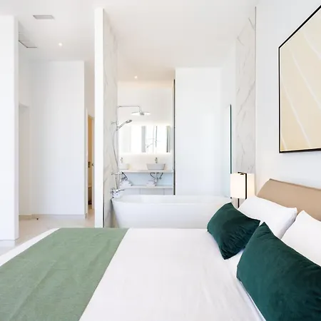 Crystal I Luxury By Enjoyahome *