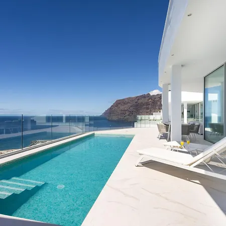 Crystal I Luxury By Enjoyahome *